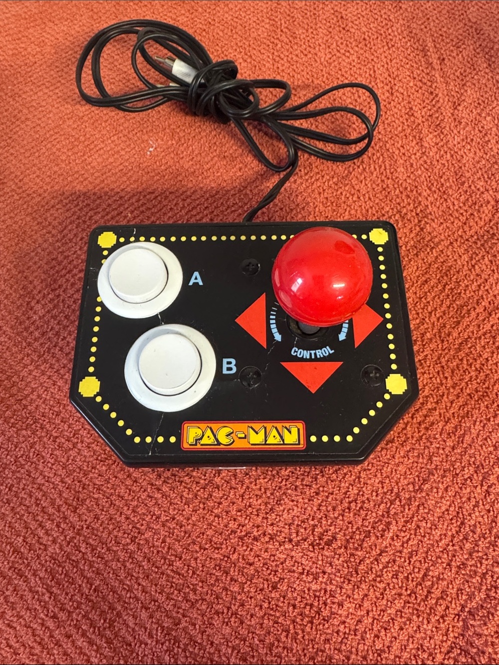 PAC-MAN PLUG N PLAY Arcade-Style Controller-TESTED IT WORKS